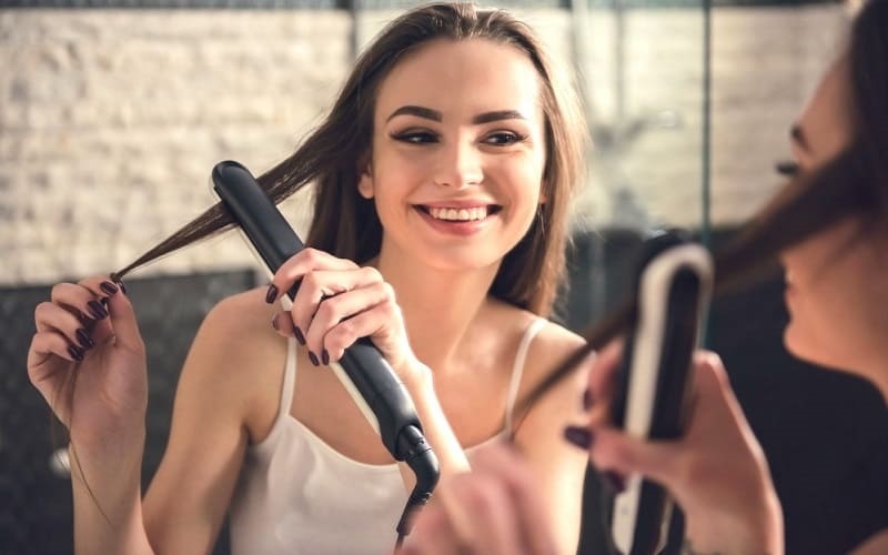 What are the Benefits of Using a Hair Straightener?